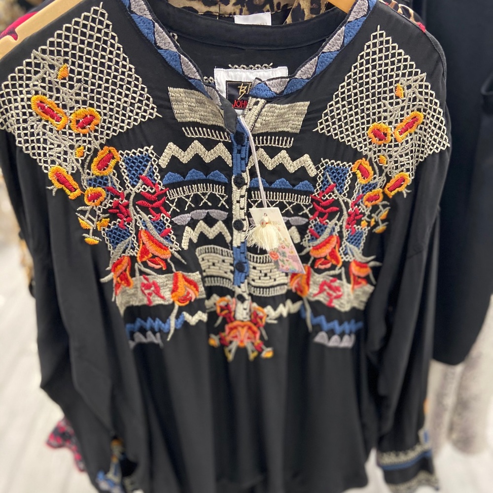 ☀️JOHNNY WAS Veda Blouse☀️